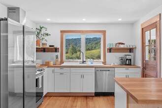 2697 Chambers Hollow Rd, Unit SI ID1492981P in Walton, NY - Foto de edificio - Building Photo