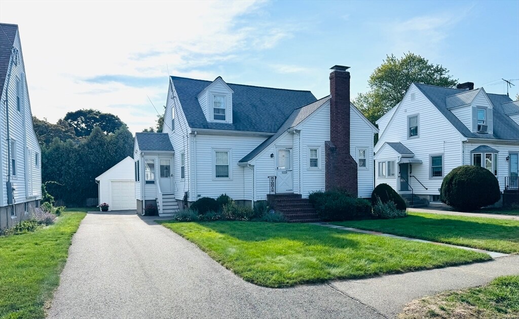 15 Alvin Ave in Quincy, MA - Building Photo