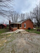 3663 Sweetwater Vonore Rd in Sweetwater, TN - Building Photo - Building Photo