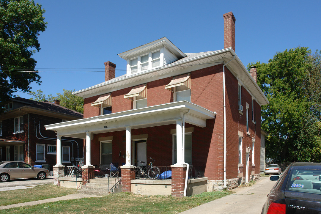 121 Waller Ave in Lexington, KY - Building Photo