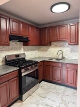 192 Burnett Ave in Maplewood, NJ - Foto de edificio - Building Photo