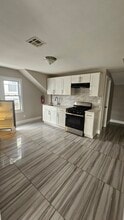 97 Lyons Ave in Newark, NJ - Building Photo - Building Photo