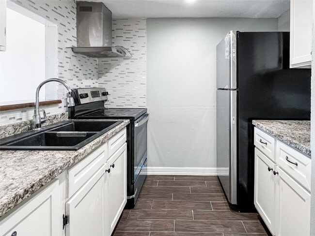 property at 1715 Moritz Dr