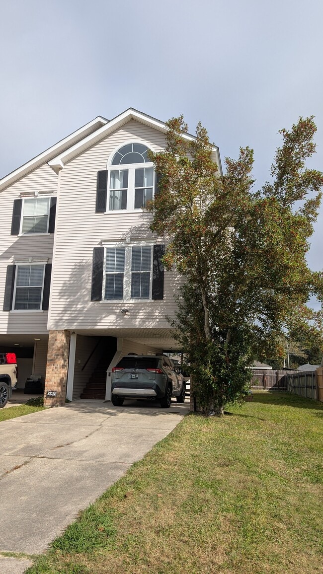 property at 39 Brandon Hall Dr