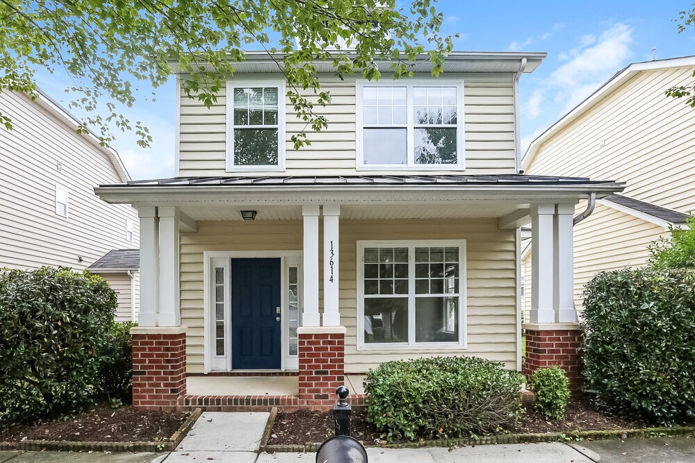 13614 Aldenbrook Dr in Huntersville, NC - Building Photo