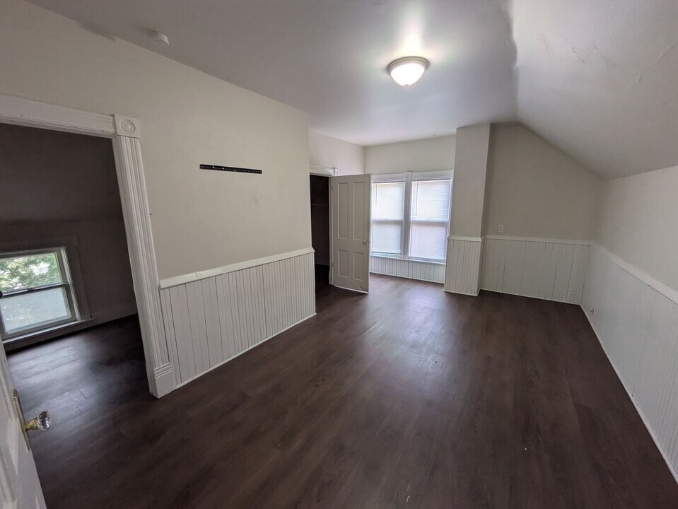 1510 Clark St in Manitowoc, WI - Building Photo