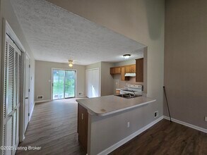 3712 Locust Ave in Jeffersontown, KY - Building Photo - Building Photo