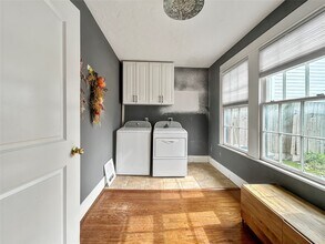 1310 Anita St in Houston, TX - Building Photo - Building Photo