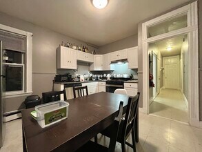 168 Hillside St, Unit 2 in Boston, MA - Building Photo - Building Photo