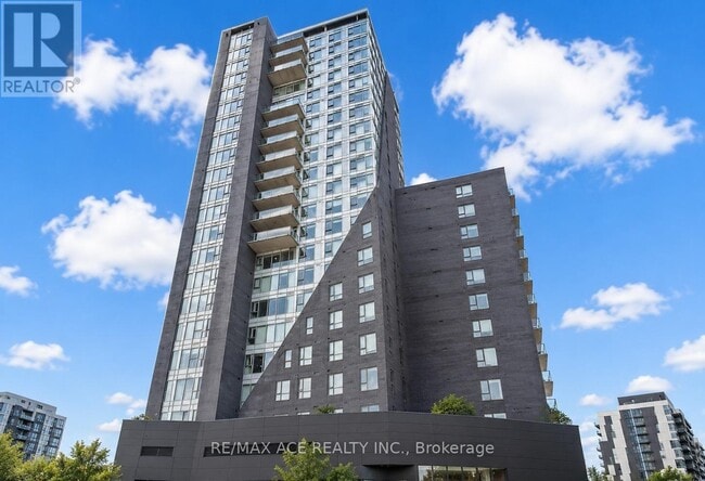 property at 158 King St N