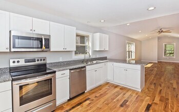 617 Reed St in Asheville, NC - Building Photo - Building Photo