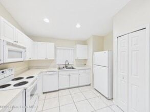 131 Maggie Way in Sebastian, FL - Building Photo - Building Photo