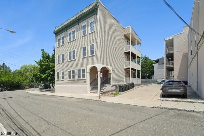 property at 5 Grant St