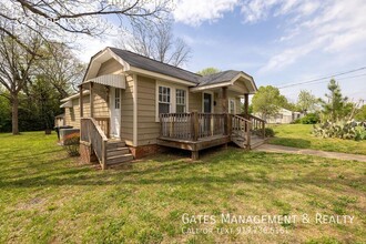 322 Spence St in Burlington, NC - Foto de edificio - Building Photo