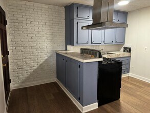 5526 Stonewall St in Houston, TX - Building Photo - Building Photo