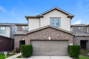 16334 Oakside Hollow Ln in Houston, TX - Building Photo