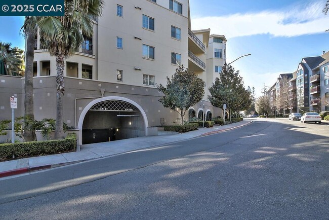 property at 1315 Alma Ave