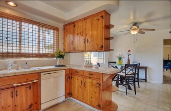 4910 Gary St in San Diego, CA - Building Photo - Building Photo
