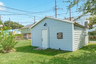 4417 Avenue R in Galveston, TX - Building Photo - Building Photo