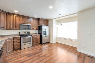 1906 W 830 N in Provo, UT - Foto de edificio - Building Photo