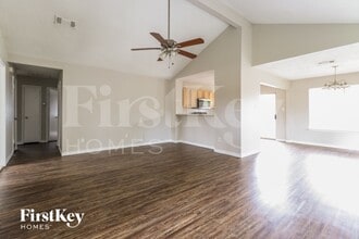 22319 Meadowrock Dr in Spring, TX - Foto de edificio - Building Photo