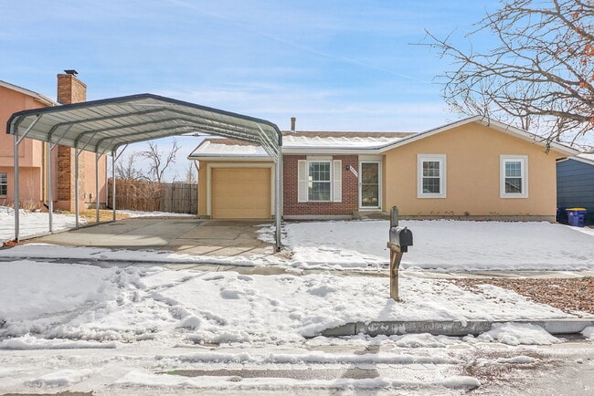 property at 4485 Wordsworth Cir N