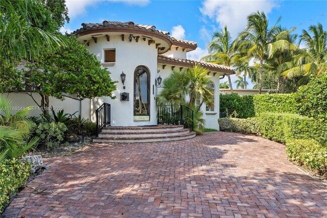 property at 1223 Jackson St