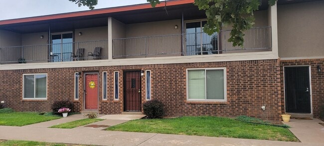 property at 3500 Adenmor Ct