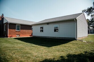 50 Anchor Rd in Elizabethtown, PA - Building Photo - Building Photo