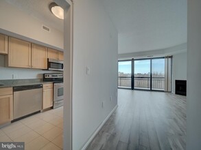 2230 George C Marshall Dr in Falls Church, VA - Building Photo - Building Photo