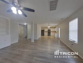 21607 Fossil Trails Dr in Spring, TX - Foto de edificio - Building Photo