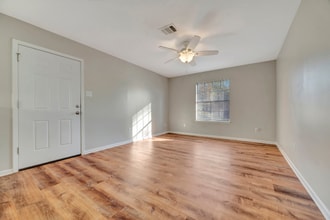 306 Powers St in Nacogdoches, TX - Building Photo - Building Photo