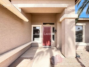 1644 E Orangewood St in Gilbert, AZ - Building Photo - Building Photo