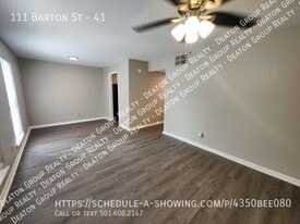 111 Barton St in Little Rock, AR - Building Photo