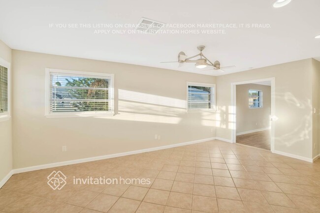 6654 Riparian Rd in Atlantis, FL - Building Photo - Building Photo