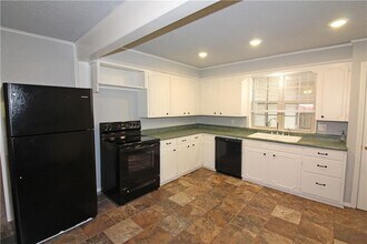 2210 Kinyon Rd in Centerton, AR - Building Photo - Building Photo
