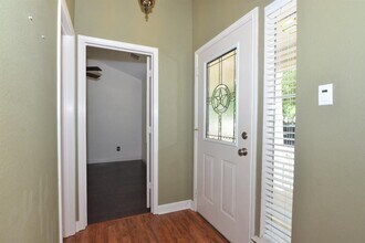 115 Teasley in Kyle, TX - Building Photo - Building Photo