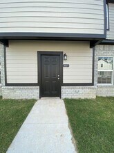 916 S Amarillo Ave in Fayetteville, AR - Foto de edificio - Building Photo