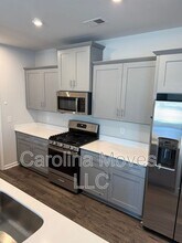 417 Mariene Dr in Greenville, SC - Building Photo - Building Photo