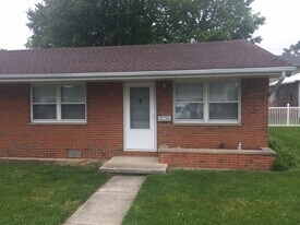 210 Court Ruelle in Findlay, OH - Building Photo