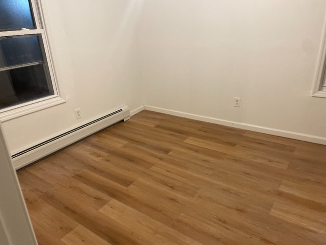 105 Warren St in Paterson, NJ - Building Photo - Building Photo