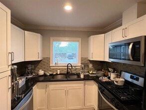 3934 Hawick Ln in Dallas, TX - Building Photo - Building Photo