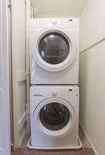 Independence Crossing Apartments in Phoenixville, PA - Building Photo - Building Photo
