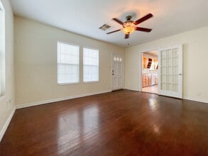 1306 W 11th St in McGregor, TX - Building Photo - Building Photo