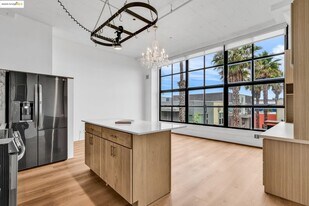 1500 Park Ave in Emeryville, CA - Building Photo