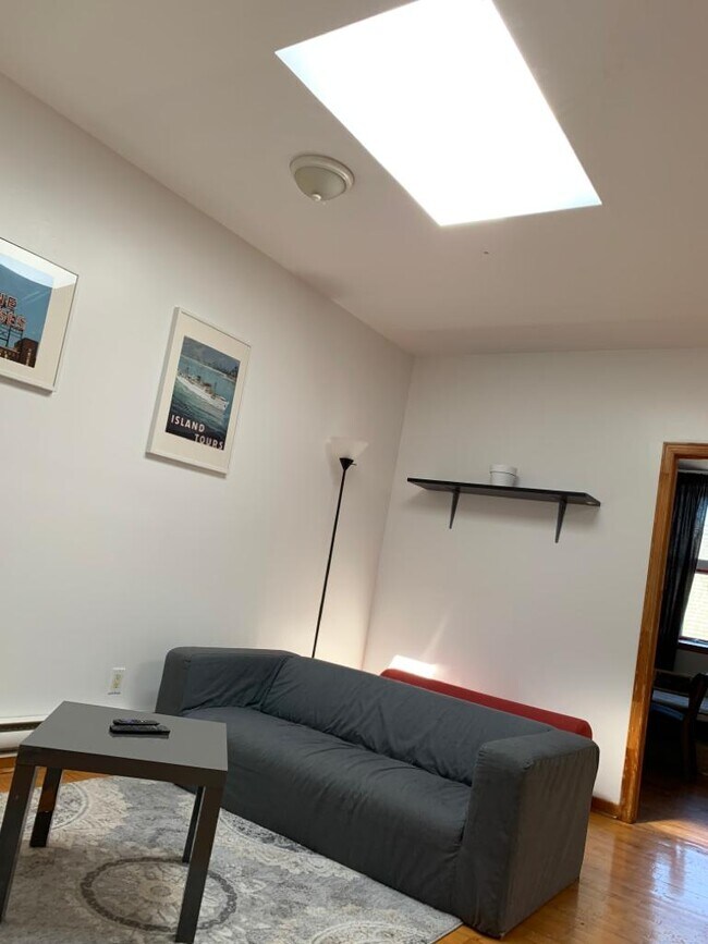 4298 Saint Laurent Boul in Montréal, QC - Building Photo - Building Photo