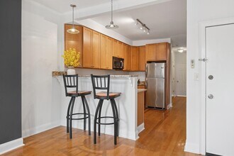 619 Willow Ave in Hoboken, NJ - Building Photo - Building Photo