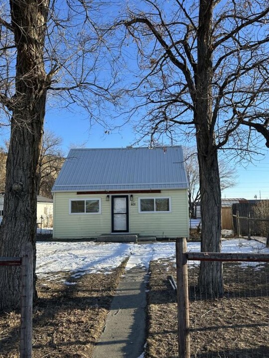 601 N 16th St in Billings, MT - Building Photo