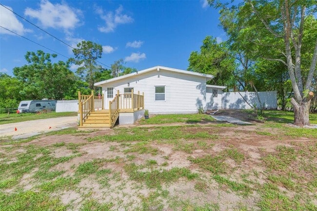 9445 Cardy St in New Port Richey, FL - Building Photo - Building Photo