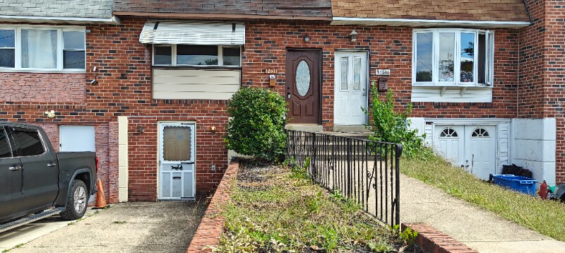 12633 Biscayne Dr in Philadelphia, PA - Building Photo